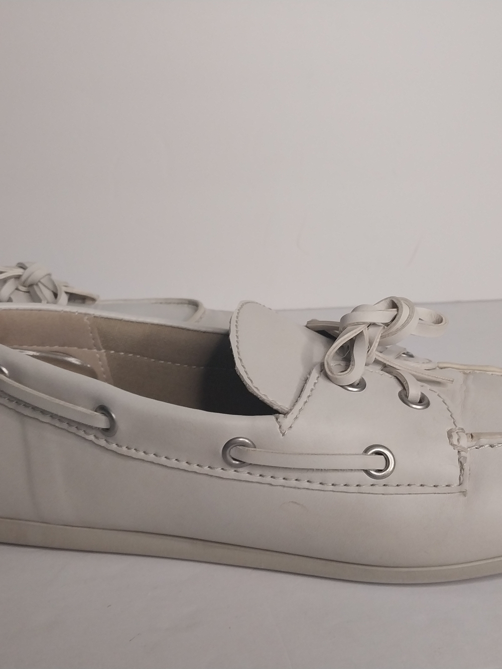 Tommy Bahama White Leather Espadrille Boat Shoes - Picture 5 of 9